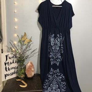 Maxi navy and white maxi dress.